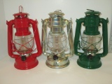 Lot - Battery Operated Lanterns