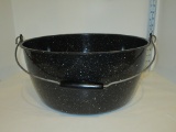 Spatterware Campfire pot w/Handle  Used Condition  15