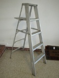 5 Ft Aluminum Ladder