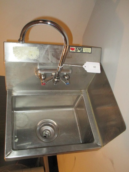 Stainless Steel Sink w/Side Splash Guard
