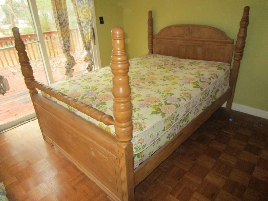 Nice Blonde Mahogany Full Size Poster Bed - mattress & box springs free w/ purchase of bed