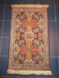 Accent Oriental Style Rug, Machine Made - approx. 26