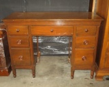 Wooden Knee Hole Dresser/Desk - Needs a Paint Job - Nice Sturdy Piece