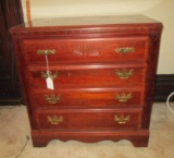 Broyhill 3 Drawer Chest w/ Brass Hardware - 31