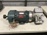 Reliance 3/4HP  Motor w/ Albany Gearbox
