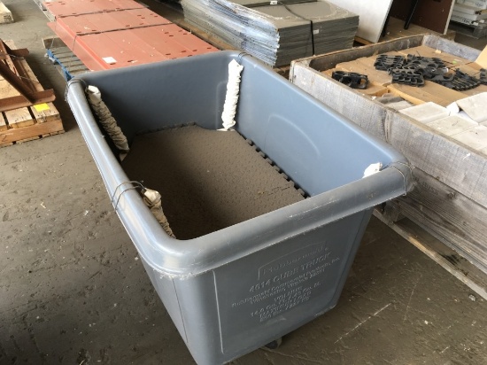 Rubbermaid 4614 Cube Truck