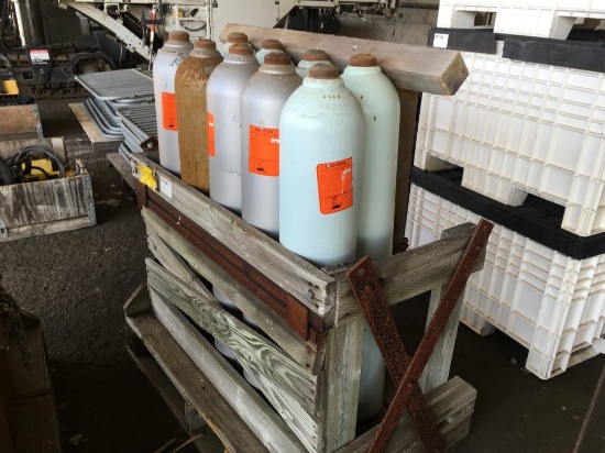 Gas Cylinders, Qty 13