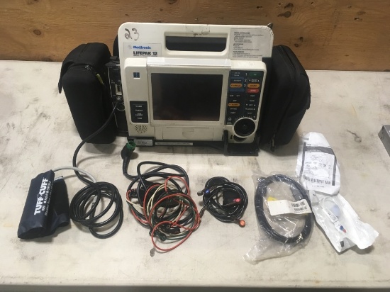 Medtronic LifePak 12 Defibrillator