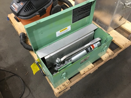 1990 Ametek R-3A Pressure Guage Testerr