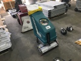 Tennant 443c Floor Scrubber