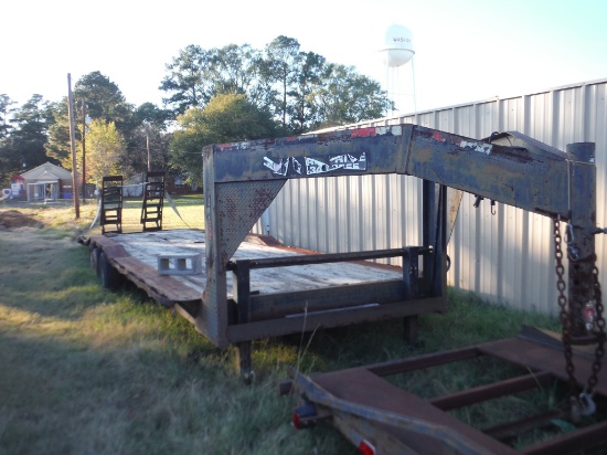 2010 Texas Pride 3 Axle 5th Wheel Equipment Trailer