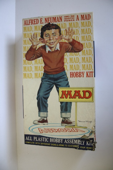 Alfred E. Neuman MAD Magazine Plasic Hobby Kit