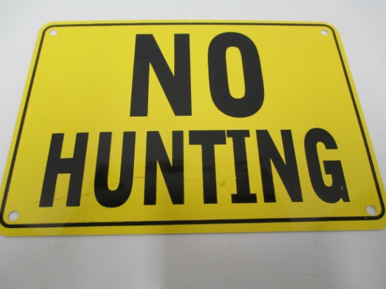 10"x7" 'NO HUNTING' Sign