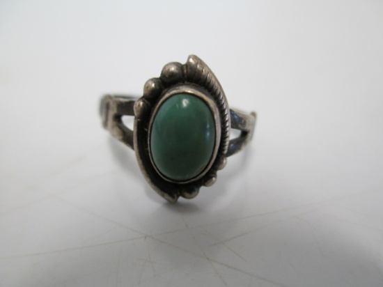 Sterling & Green Turquoise Native American Ring