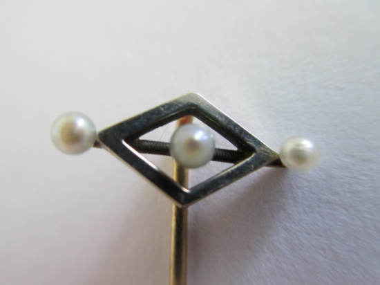 14K Gold Hat Pin- Diamond Shape with Three Pearl Accent
