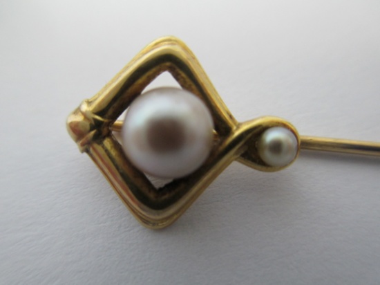 14K Gold Hat Pin- Twisted Design with Two Pearl Accent