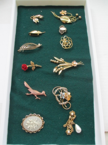 Gold Tone Brooches- Lot of 12