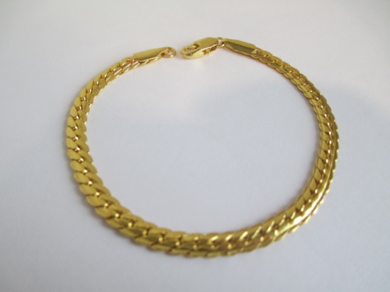 Gold Tone Bracelet marked 18K