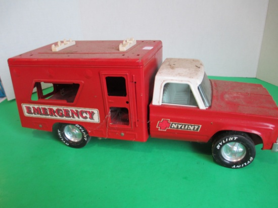 16" Nylint Emergency Vehicle