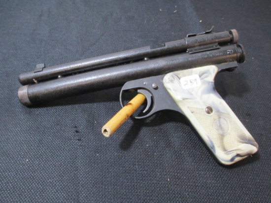 Benjamin Vintage "Model 267" High Compression Air Pistol 4.5mm (.177 Cal.)