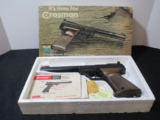 Crosman Vintage "Model 454" Semi Automatic Co2 Powered Air Pistol 4.5mm (.117 Cal.)