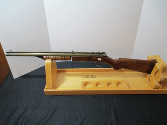 Benjamin Franklin Vintage "Model 720" Air Rifle