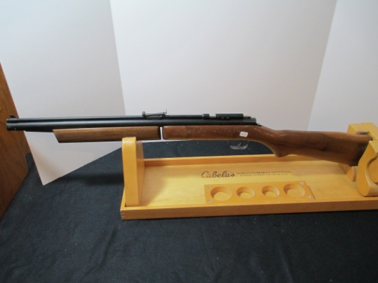 Benjamin Sheridan Vintage "Model 392P) Air Rifle 5.5mm (.22 Cal.)