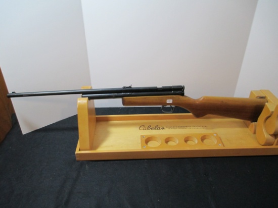 Benjamin Vintage Carbine Co2 Powered Air Rifle 5.5mm (.22 Cal.)