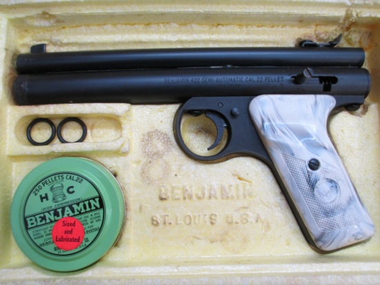 Benjamin 1M "Model 422" Air Pistol .22 Cal.