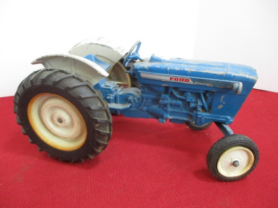 1/16 Scale Ford Tractor