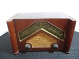 Zenith Console-Tone Radio Model 6D029
