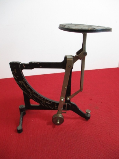 Vintage Adjustable Tri-Foot Swing Arm Scale