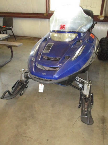 2008 Polaris 550 Touring Edition 2-Up Snowmobile