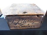 Val Blatz Brewing Co. Pre-Prohibition Advertising Crate w/ Contents