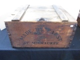 Pabst Brewing Pre-Prohibition Advertising Crate w/ Contents-B