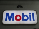Mobil Light Up Dealer Sign