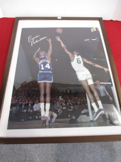 Vintage Oscar Robertson Autographed Poster w/ Hologram