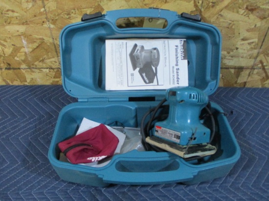 Makita BO4552 Palm Sander-A