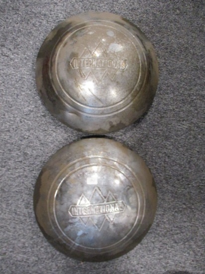 International Center Cap Pair
