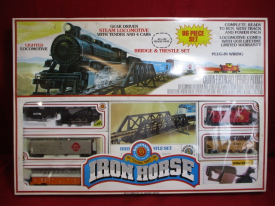 Bachmann HO Scale Iron Horse Train Set