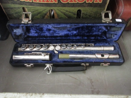 W. T. Armstrong Elkhart Indiana Chrome Plated Flute