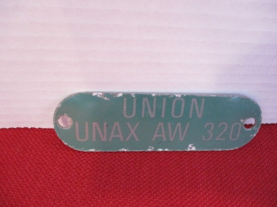 Union UNAX AW 320 Oil Field Tag