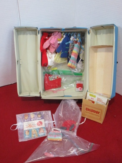 1964 Skipper Case by Mattel w/ Clothing and Accessories