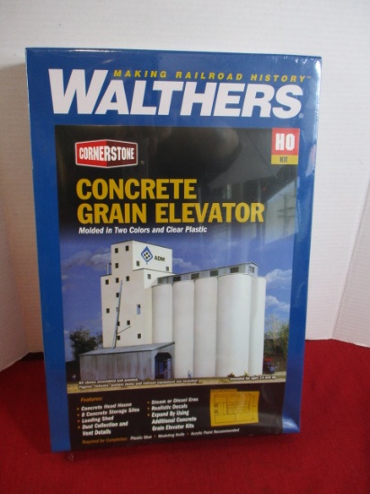 HO Scale Walther's Concrete Grain Elevator