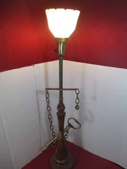 Rembrandt Midcentury-Modern Key Lamp