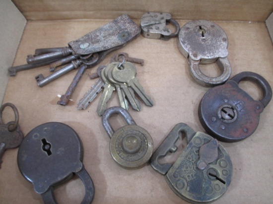 Mixed Locks and Keys