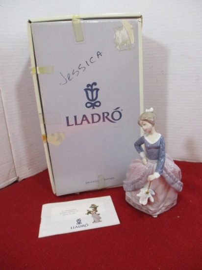 Lladro Spanish Porcelain 05212 Figural Girl