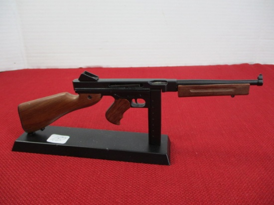 Scale Model Die Cast Thomson Tommy Gun with Stand