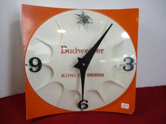 1981Budweiser Vintage Advertising Clock