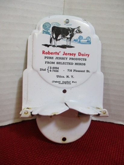 Robert's Jersey Dairy Utica, New York in Litho Broom Holder
